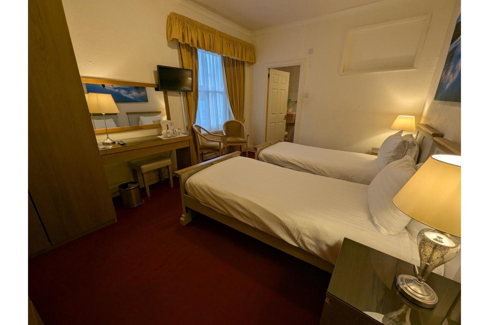 The Belgrave Hotel Tenby Extérieur photo